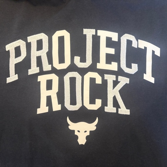 Under Armour Project Rock Mens T-Shirt Loose Fit Oversized Embroidered Sz. S - Picture 3 of 8